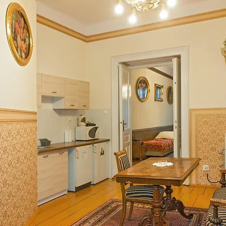 Apartamento Vavelsky - Old Town Cracóvia